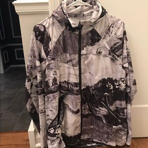 Lululemon Packable Rain Jacket - Size 8